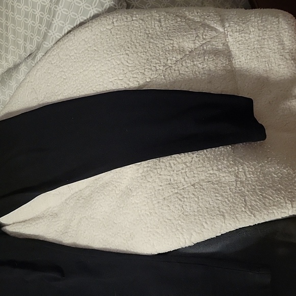 PINK Black Yoga Pants (Two) - Picture 3 of 5